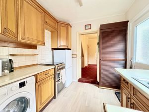 Photo 16- click for photo gallery